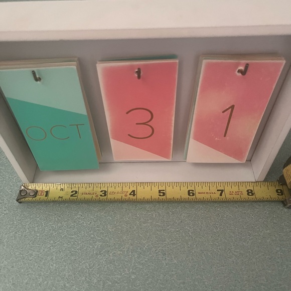 Pink and White Perpetual Calendar - Picture 2 of 3